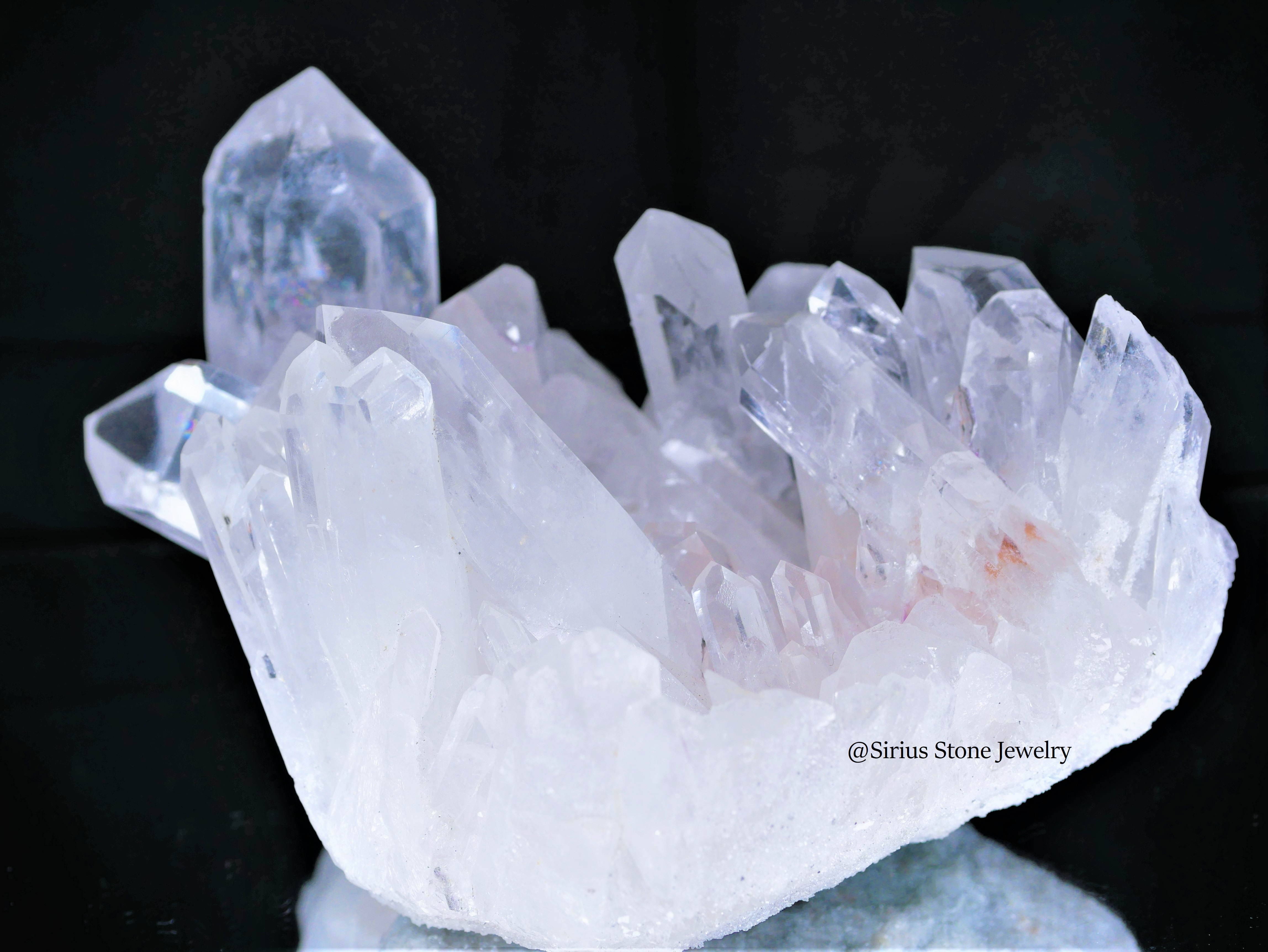 5Aシリウス貴州水晶クラスターラージサイズ