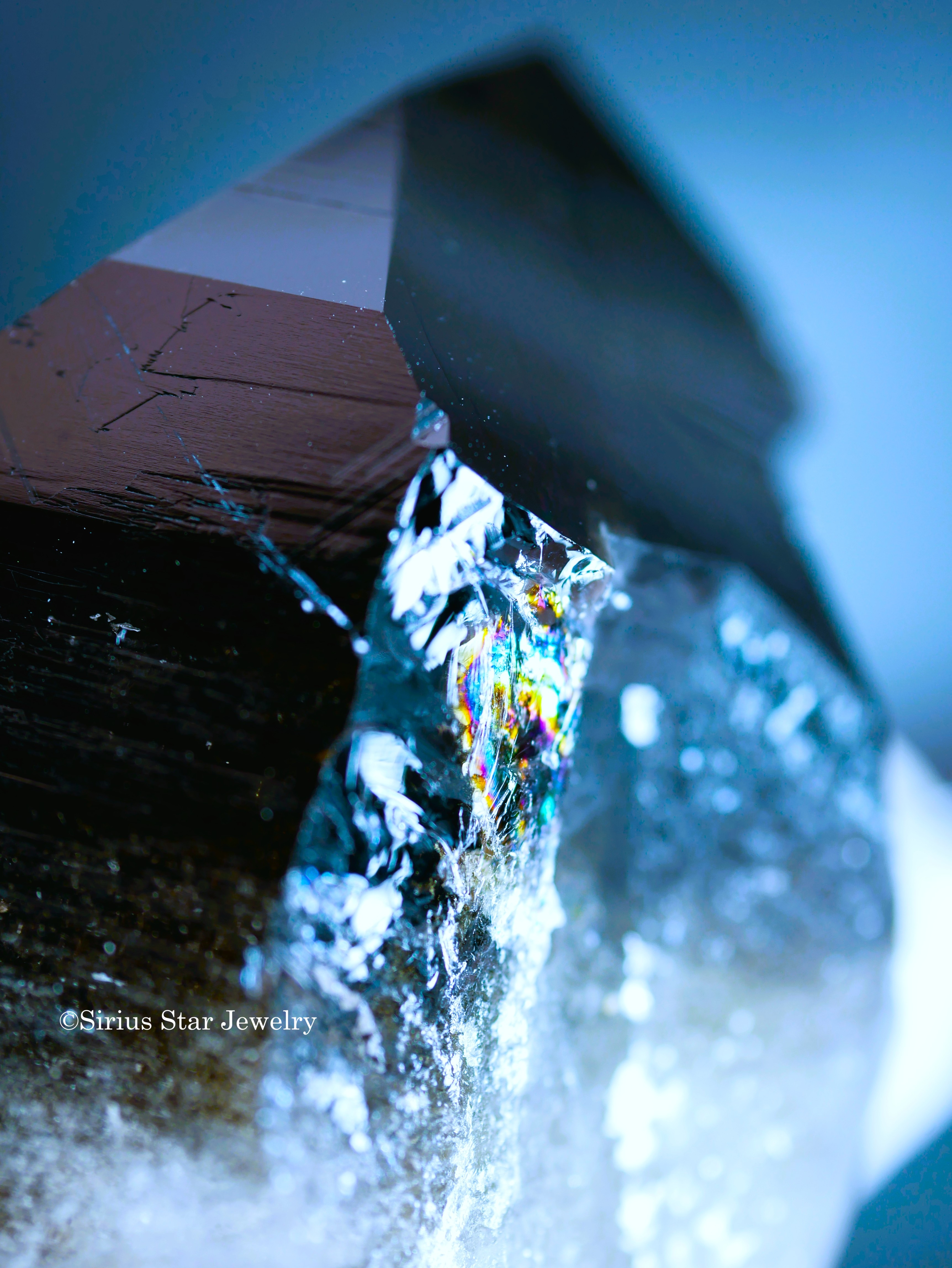 シリウス天然スモーキークラスター　ラージサイズ