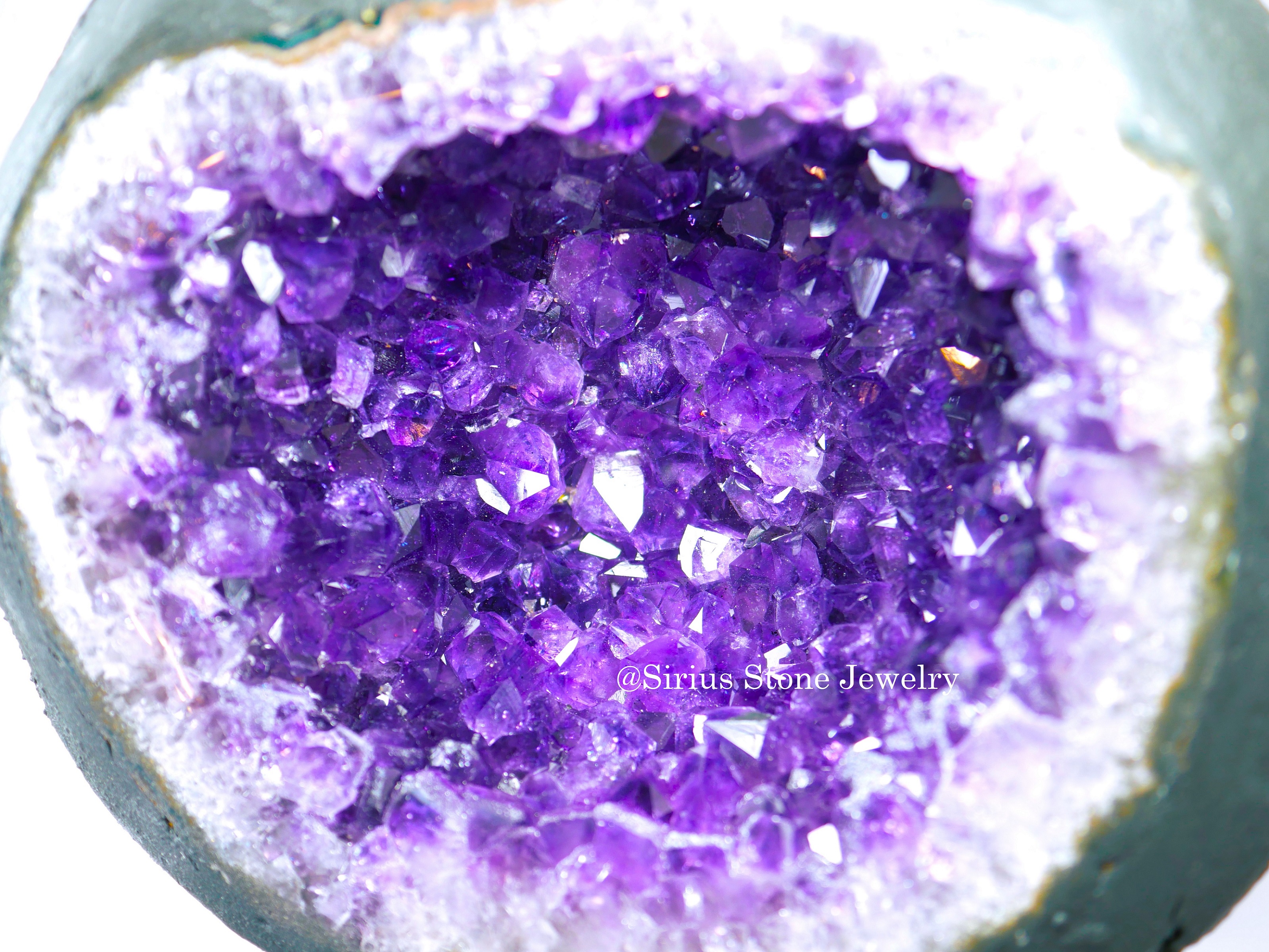 【紫の洞窟アメジストカペーラ】丸型